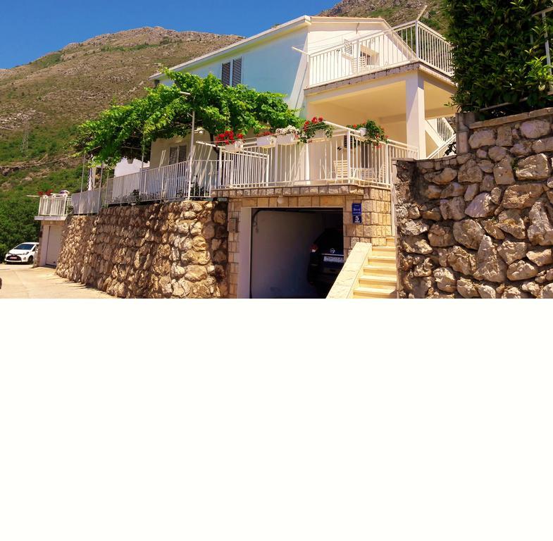 מליני Seven Seas Apartments מראה חיצוני תמונה